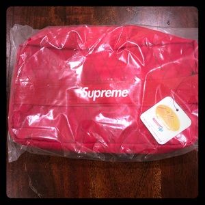Supreme Utility Bag 🚀🛸